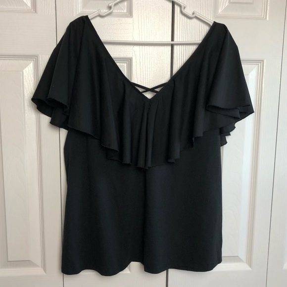 Who What Wear Tops - Who What Wear Black Top Women’s 1x, NWT